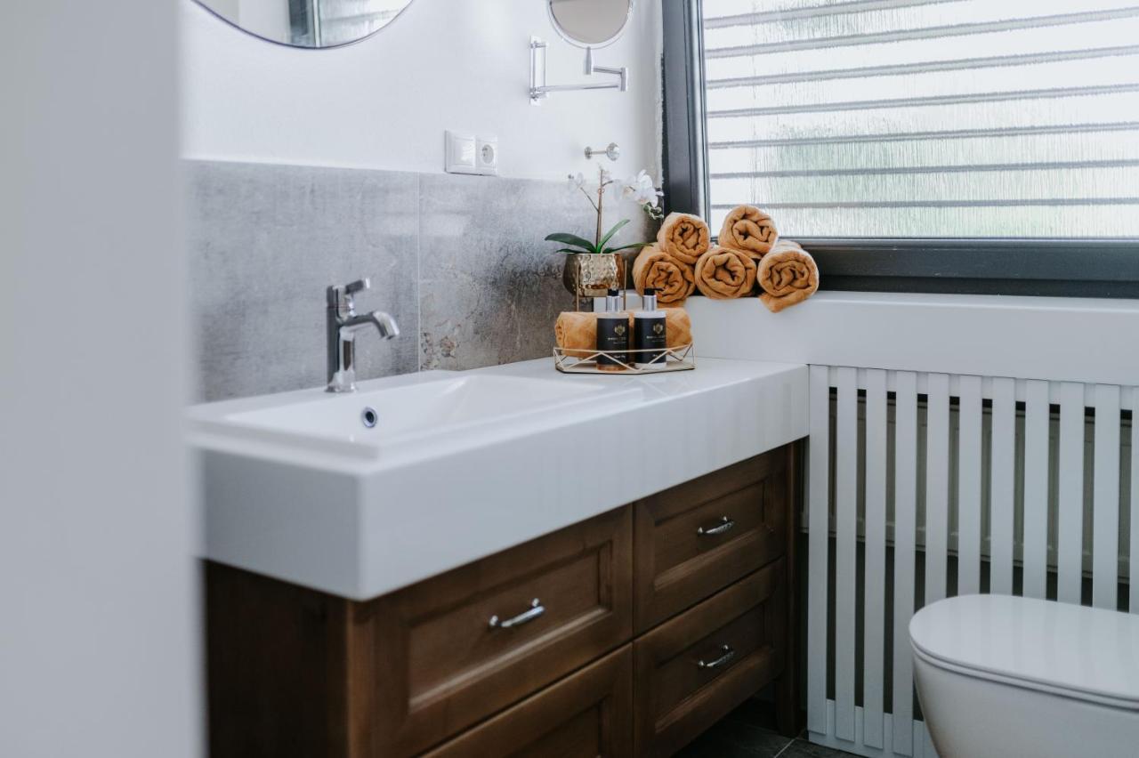 Apartmany Evia Clinic 莱维采 外观 照片